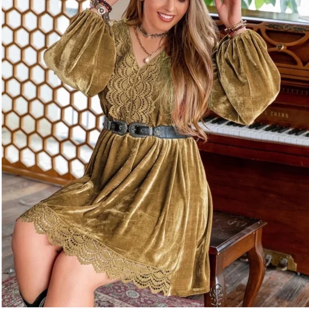 Plus size boho rust orange lace trim mini dress - Picture 12 of 15